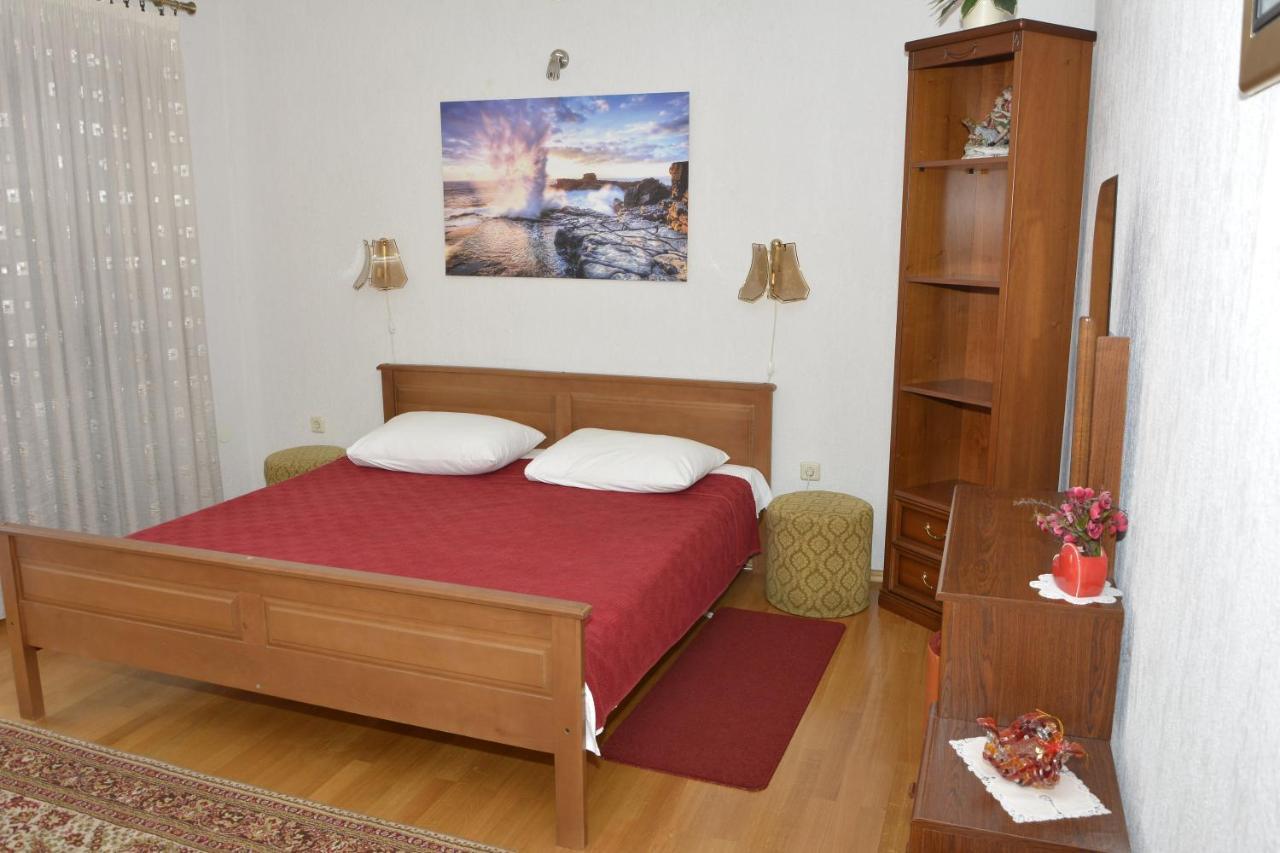 Apartment Vesna Senj Сень Экстерьер фото