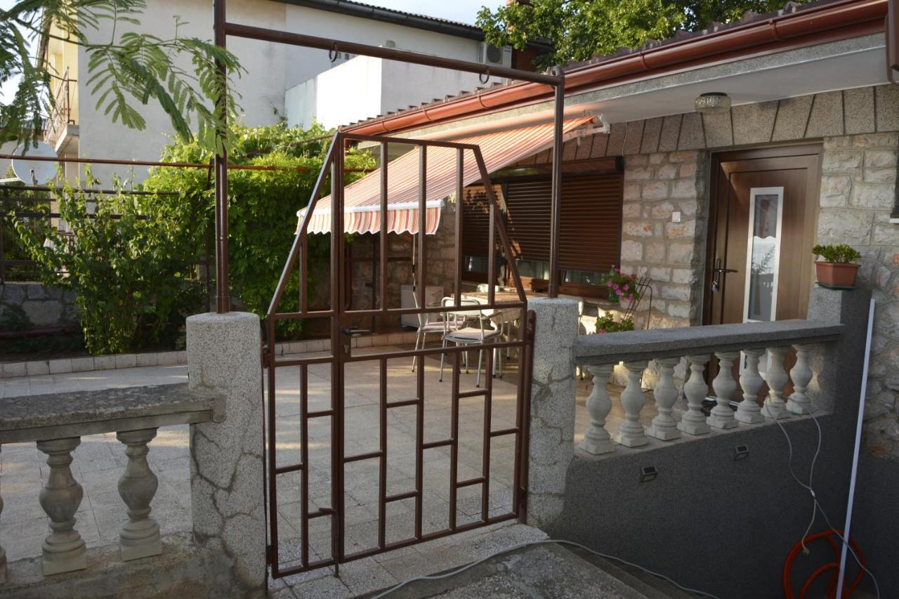 Apartment Vesna Senj Сень Экстерьер фото