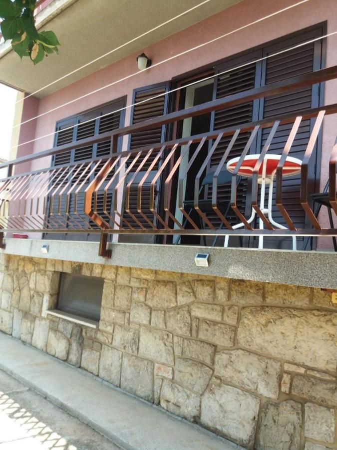 Apartment Vesna Senj Сень Экстерьер фото